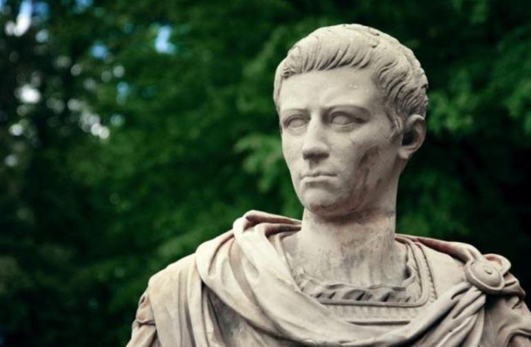 gaius julius caesar name